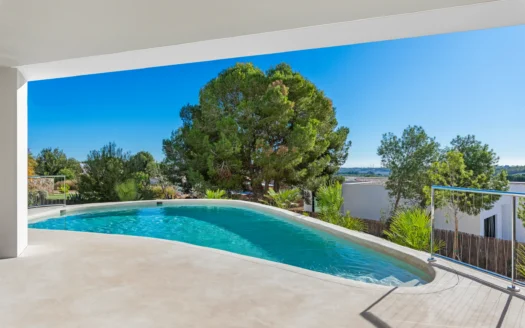 Villa contemporaine avec piscine privée à Las Colinas Golf
