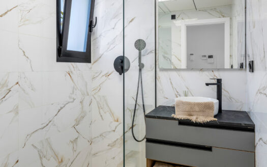 Appartement 3 chambres avec grande terrasse dans résidence moderne à Guardamar del Segura – El Raso – Costa Blanca